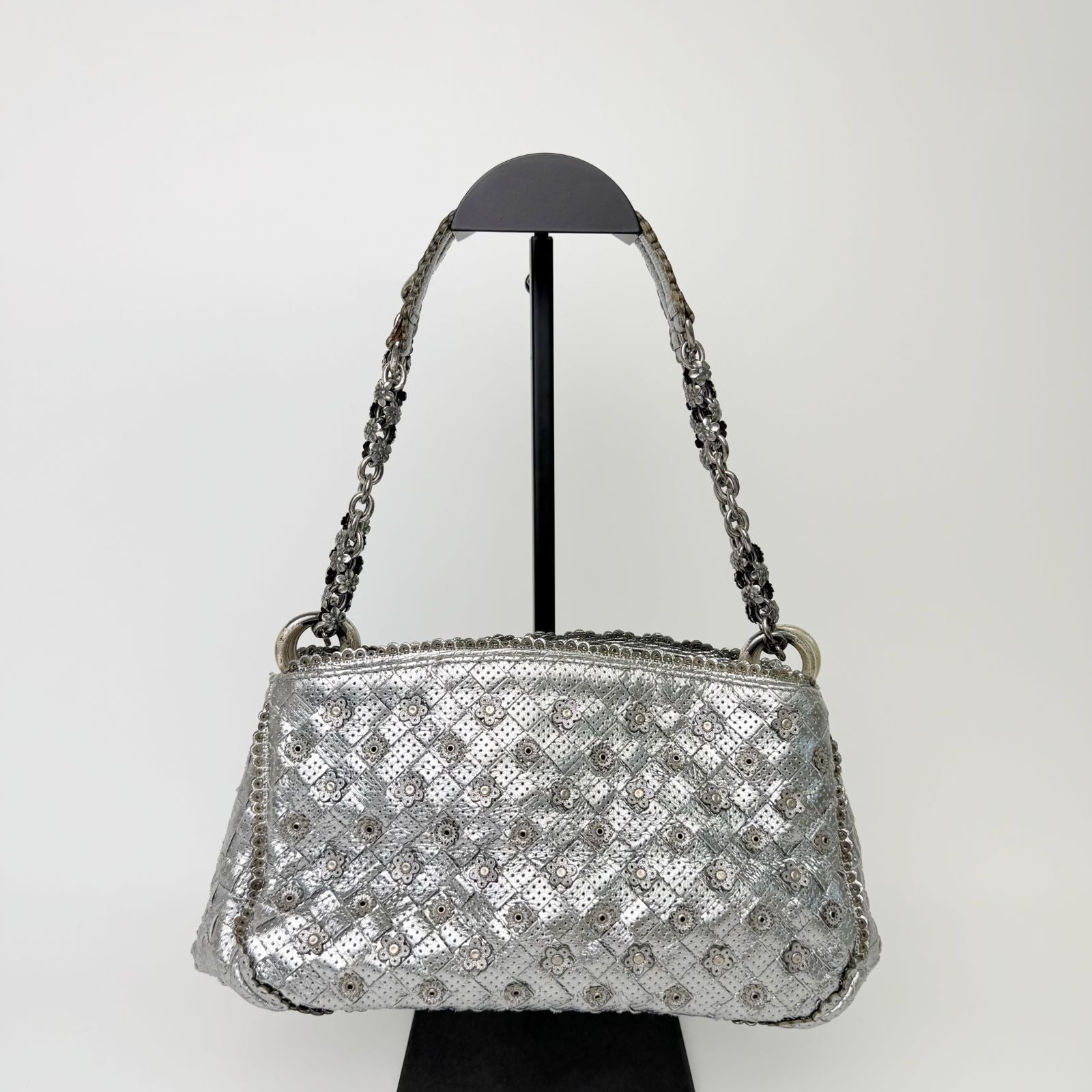 Bottega Veneta Intrecciato Sequin Chain Shoulder Bag Leather Silver Vintage — view 4