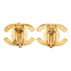 Chanel CC Logo Vintage Earrings 96 Gold Plated — view 3