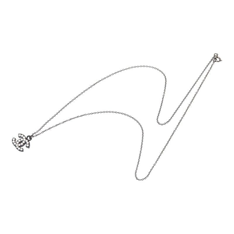 Chanel CC Logo Necklace Black Metal Rhinestone — view 4