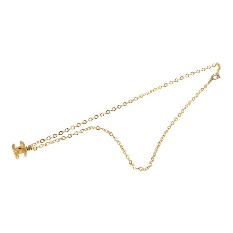 Chanel Vintage CC Logo Necklace Gold Plated — view 4