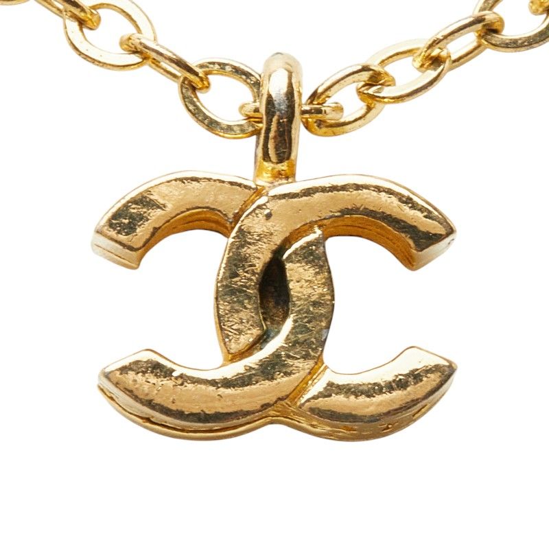 Chanel Vintage CC Logo Necklace Gold Plated — view 3