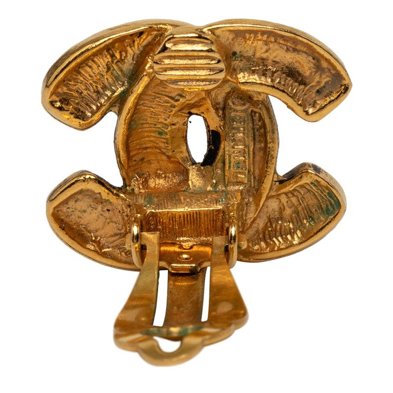 Chanel CC Logo Quilted Earrings Gold Plated — view 3