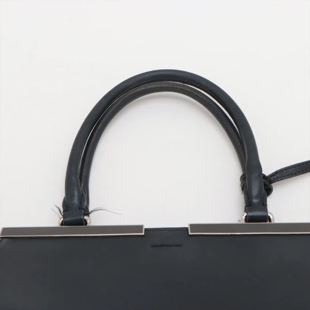 Fendi Leather 2-Way Handbag Tote Shoulder Black — view 6