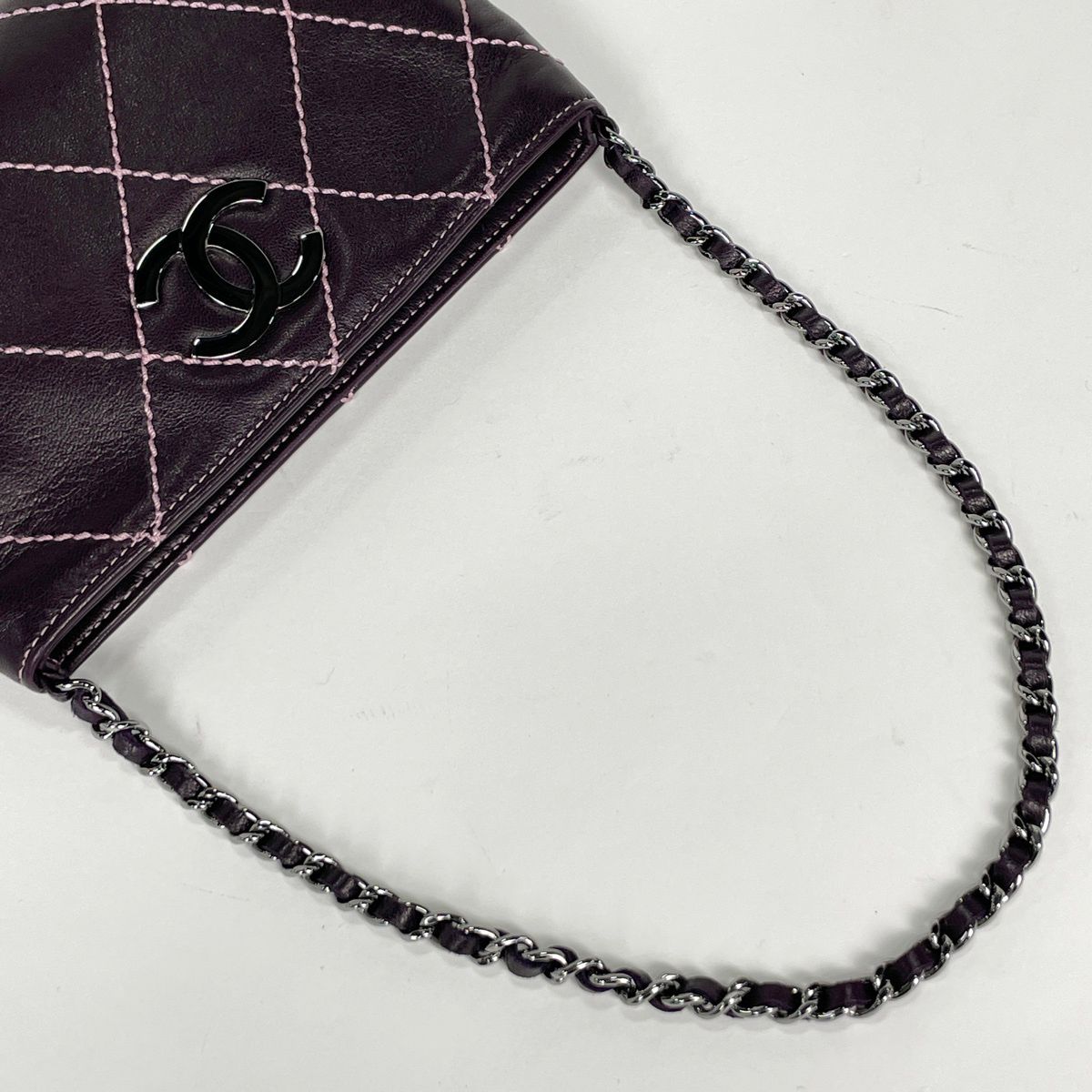 Chanel Pouch Wild Stitch CC Logo Leather Purple — view 6