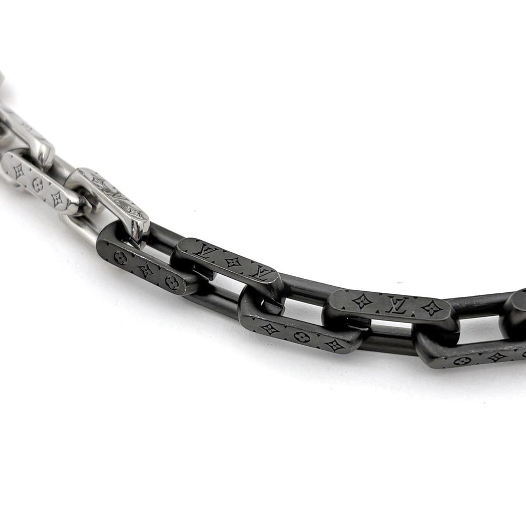 Louis Vuitton Collier Monogram Chain Necklace Metal Silver Black — view 2