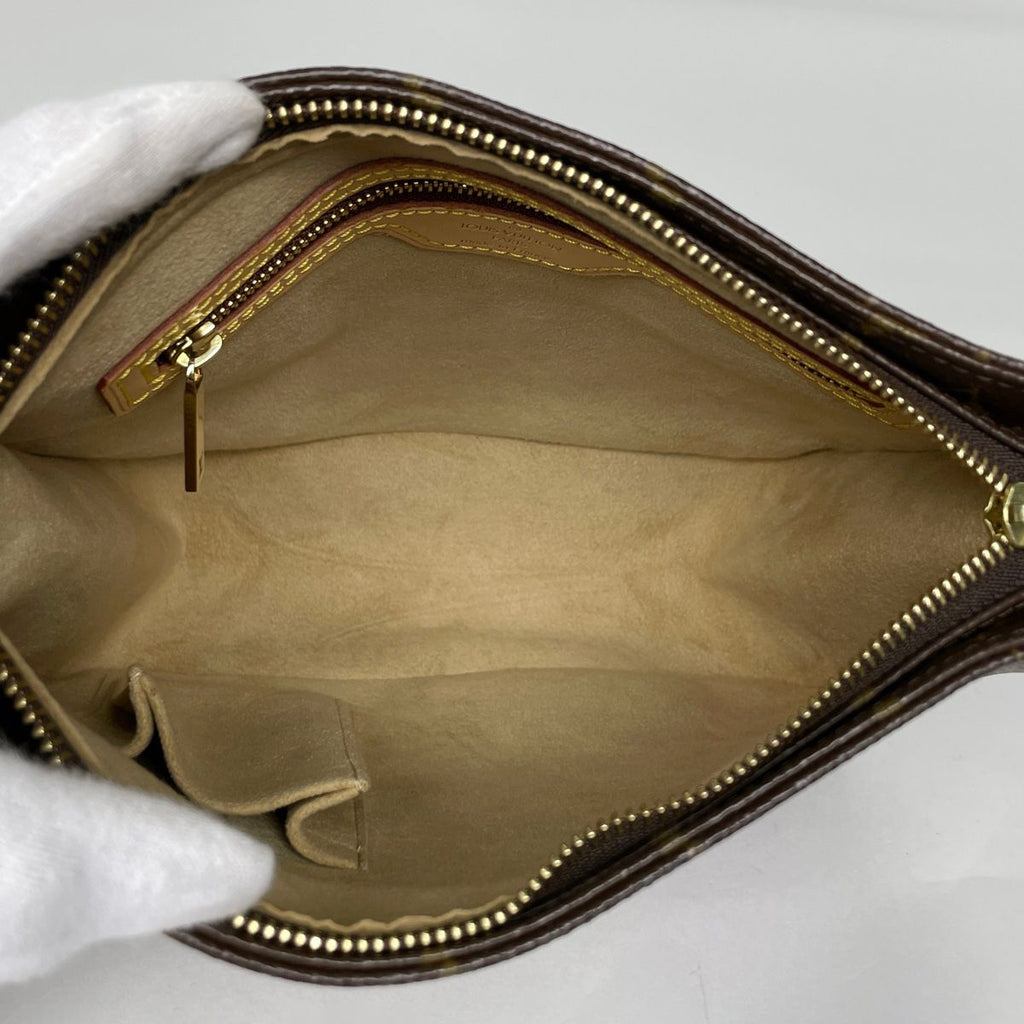 Louis Vuitton Looping MM Shoulder Bag Monogram Brown — view 8