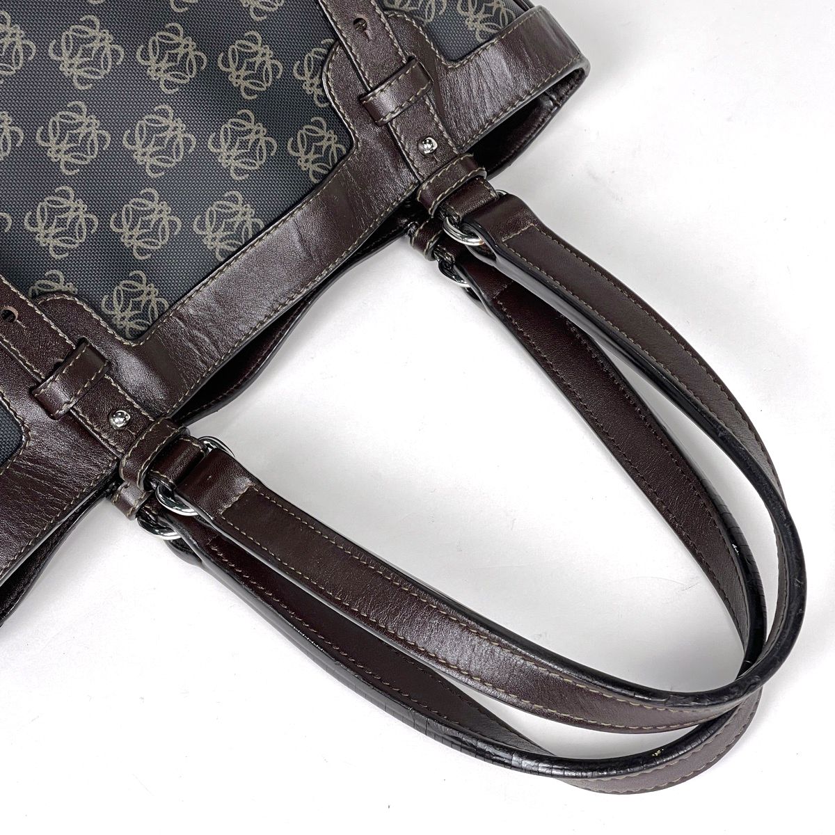 Loewe Handbag Anagram Dark Brown — view 6