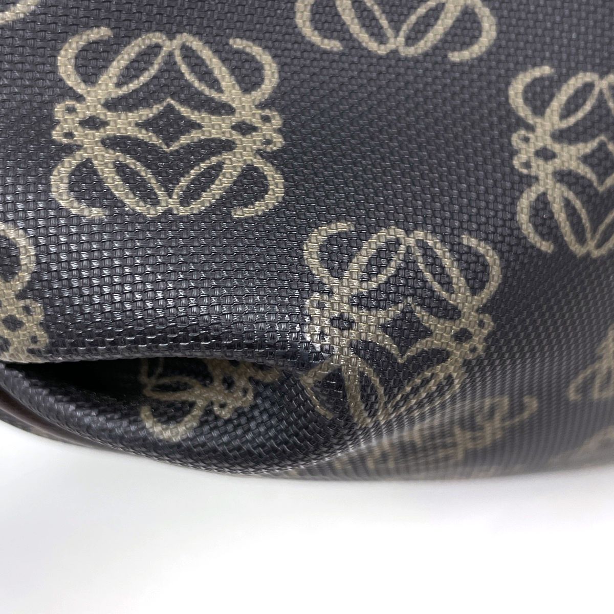 Loewe Handbag Anagram Dark Brown — view 3