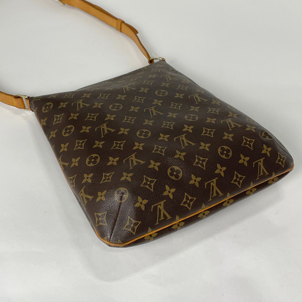 Louis Vuitton Musette Shoulder Bag Monogram Brown — view 2