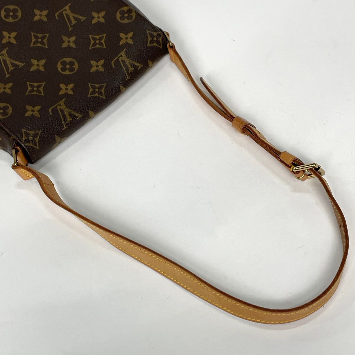Louis Vuitton Musette Salsa Shoulder Bag Short Monogram Brown — view 5