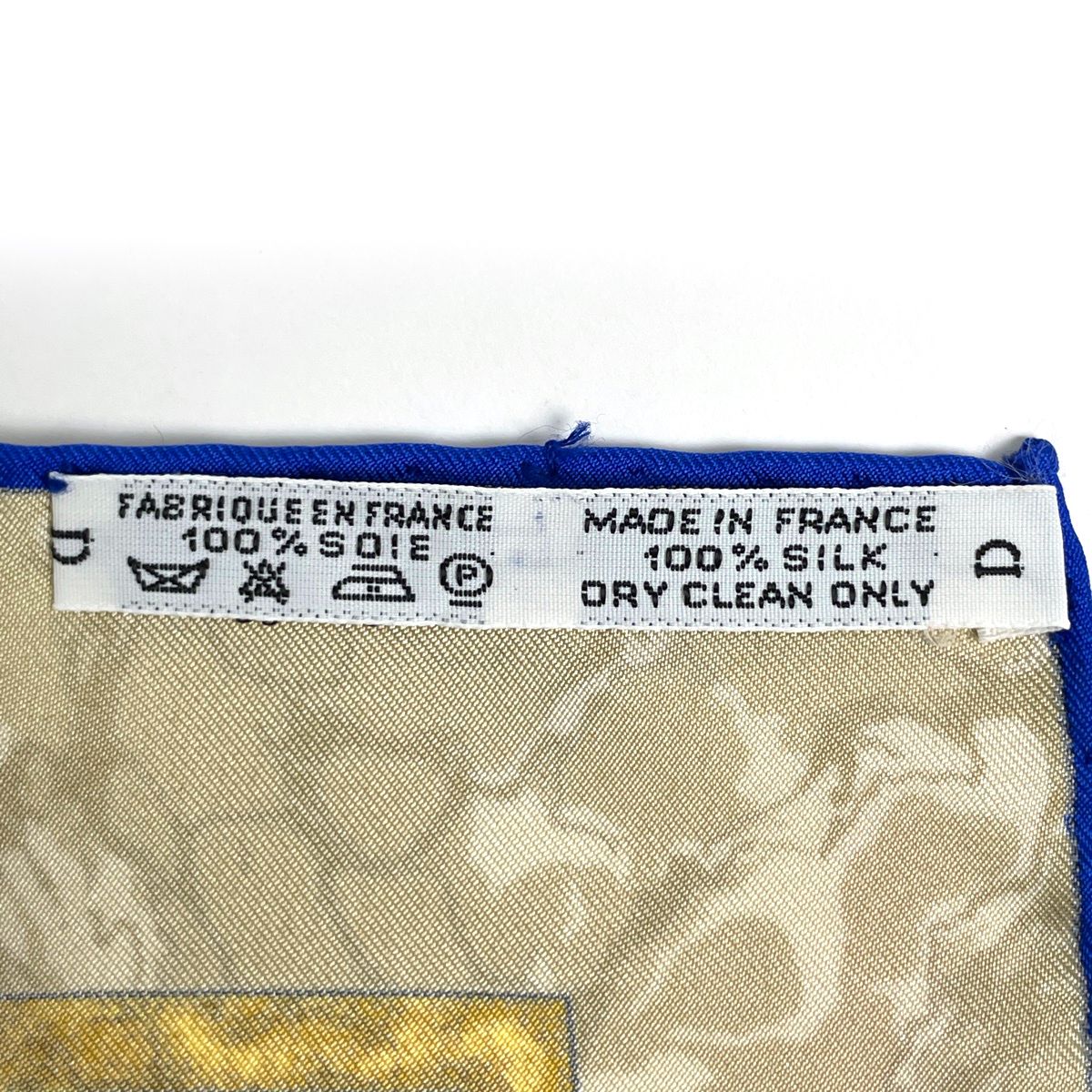 Hermes Carre 90 Carpe Diem Scarf Enjoy Your Day Sun Moon Silk Blue Multicolor — view 2