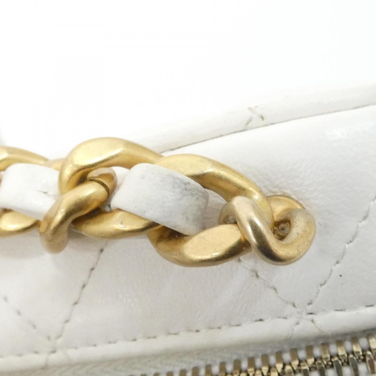Chanel Chain Clutch White — view 5