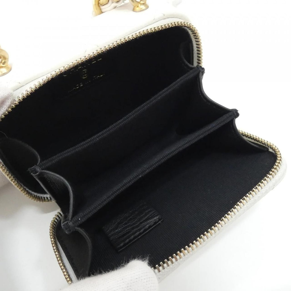Chanel Chain Clutch White — view 8