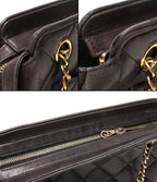 Chanel Chain Shoulder Bag Lambskin Gold Quilted — view 7