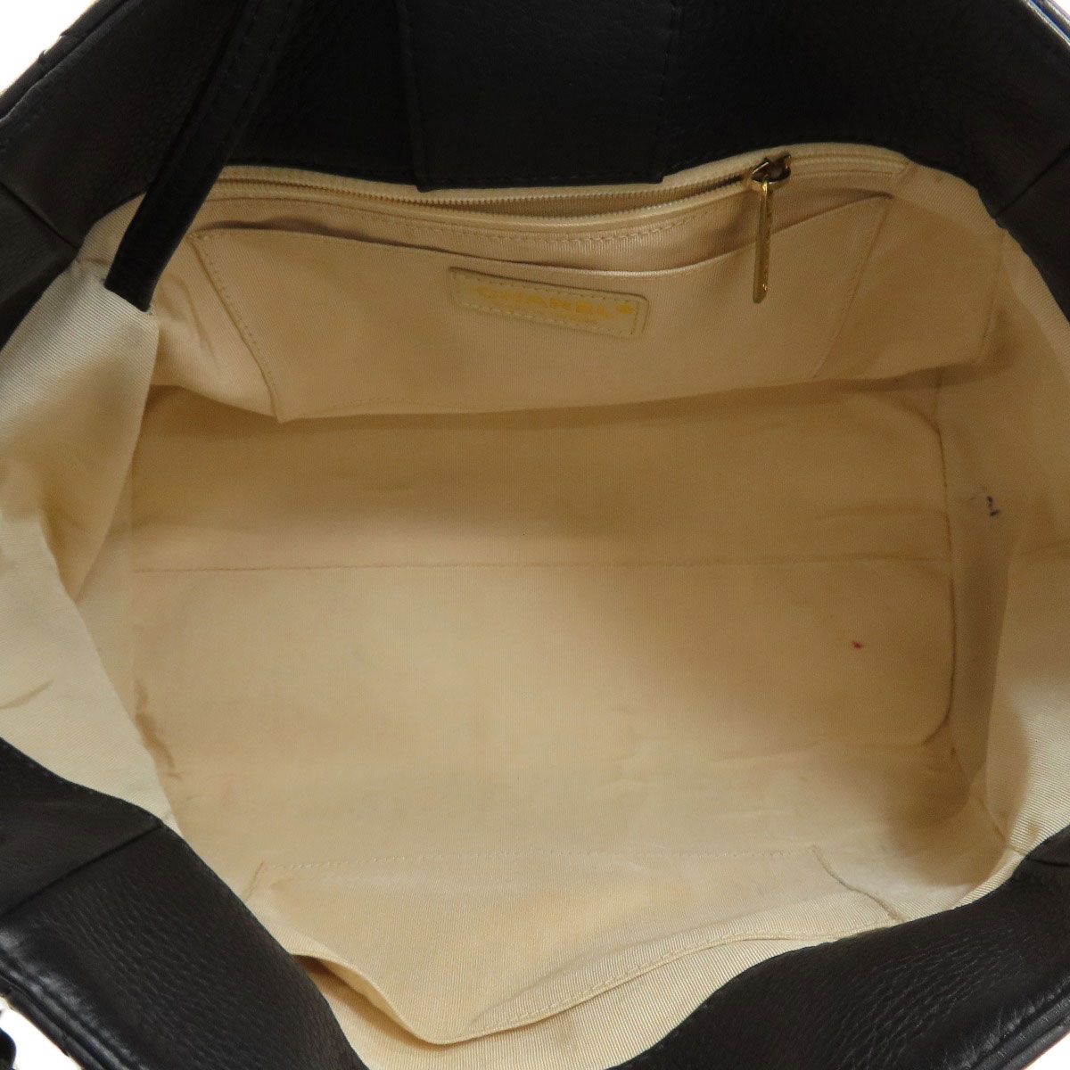 Chanel Quilted Chain Tote Bag Gold Calfskin — view 5
