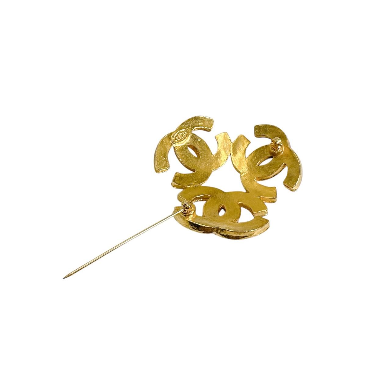Chanel Triple CC Logo Corsage Gold Brooch — view 7