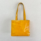Chanel Tote Bag Vintage Enamel Yellow — view 2