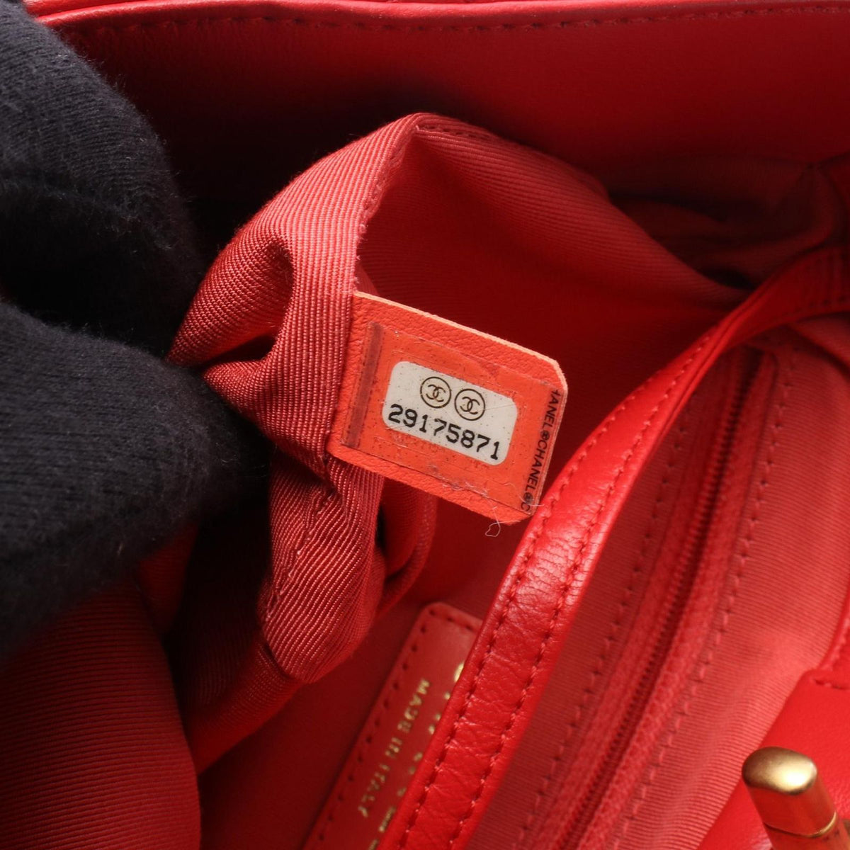 Chanel Backpack Quilted Loop Handle Red Skin Chain — view 5