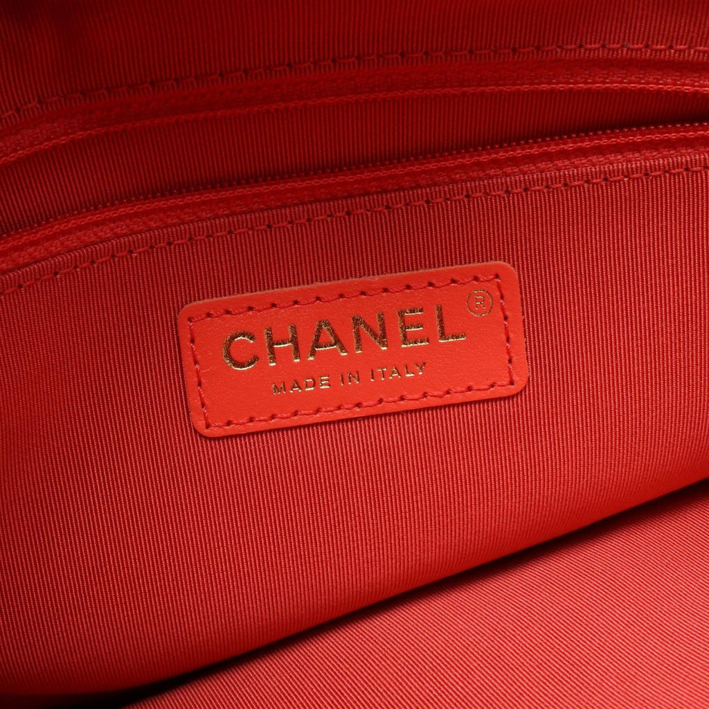 Chanel Backpack Quilted Loop Handle Red Skin Chain — view 4