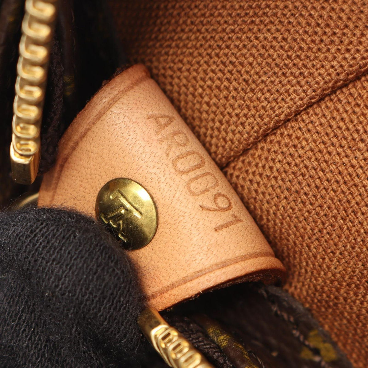 Louis Vuitton Tote Bag Cabas Mezzo Canvas Leather Cava — view 5