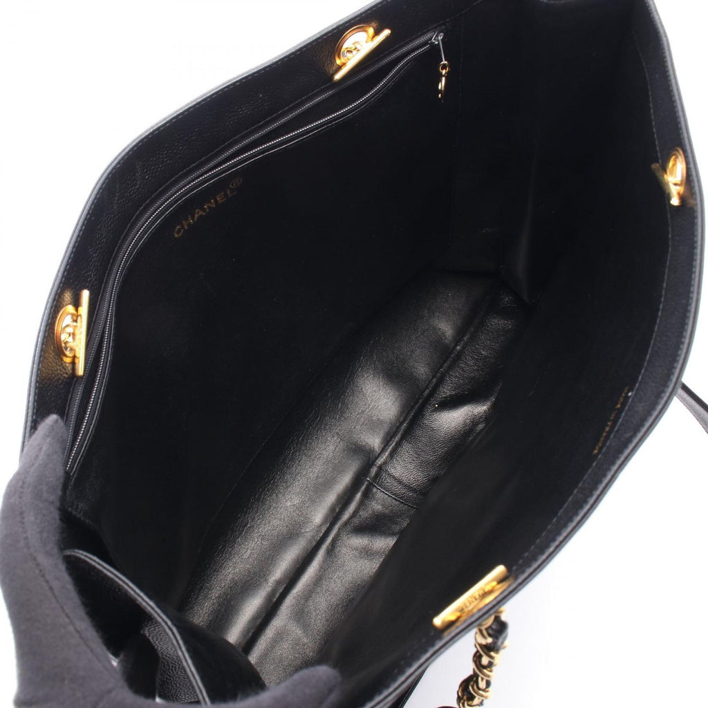 Chanel Tote Bag Jumbo CC Logo Chain Black — view 3