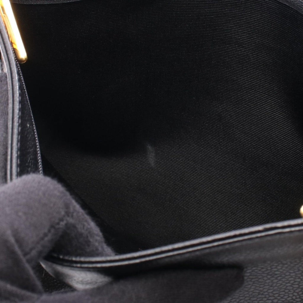 Chanel Tote Bag Jumbo CC Logo Chain Black — view 8