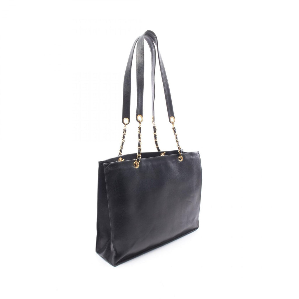 Chanel Tote Bag Jumbo CC Logo Chain Black — view 2