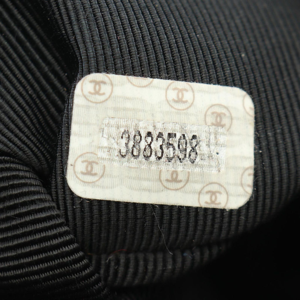 Chanel Tote Bag CC Logo Black Lambskin Chain — view 5