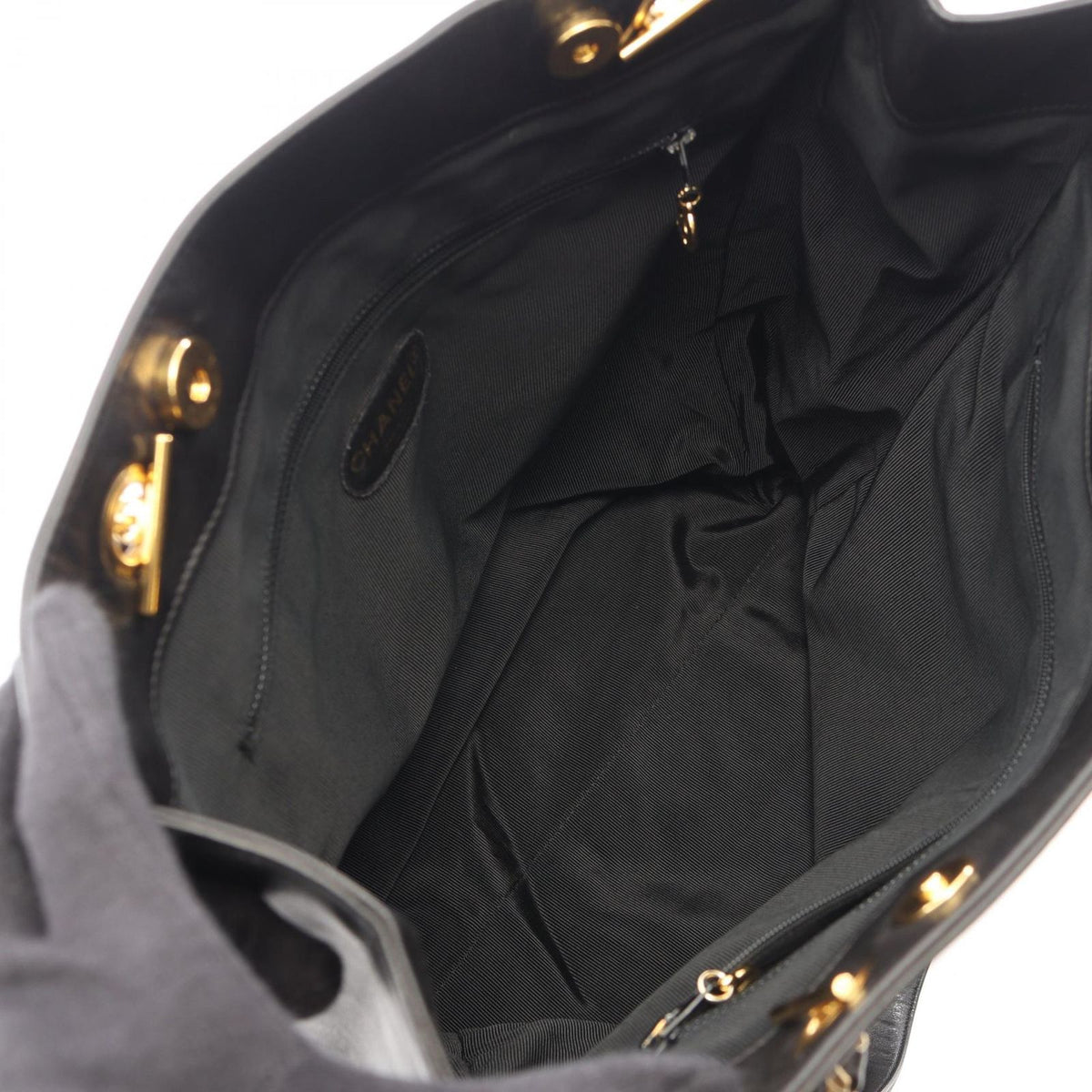 Chanel Tote Bag CC Logo Black Lambskin Chain — view 3
