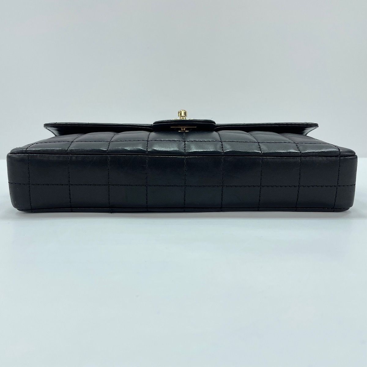 Chanel Shoulder Bag Cho Edge — view 7
