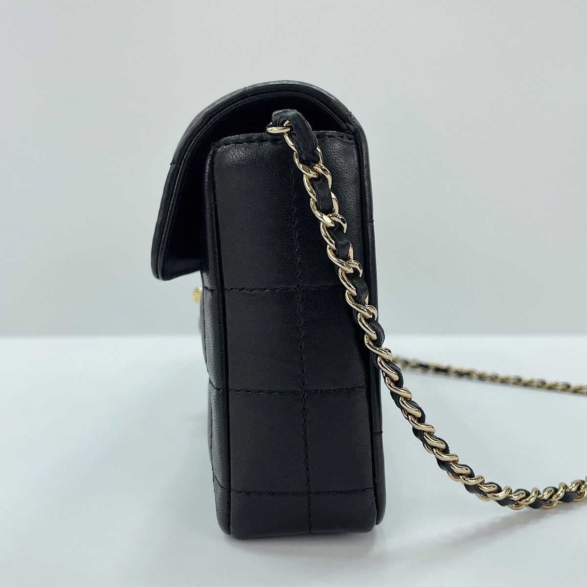 Chanel Shoulder Bag Cho Edge — view 5