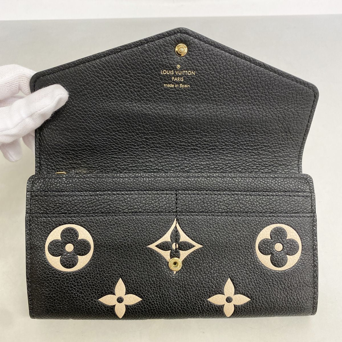 Louis Vuitton Wallet Monogram Empreinte Bicolor Portefeuille Sarah Black Beige — view 3