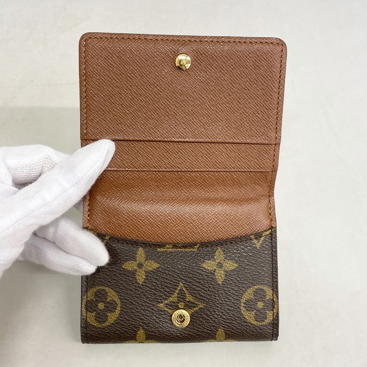 Louis Vuitton Coin Case Monogram Ludlow Brown — view 3