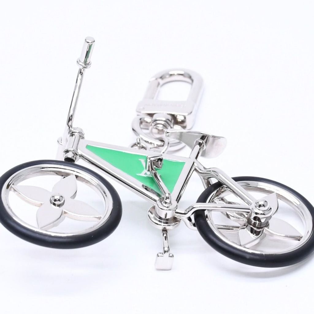 Louis Vuitton Bijou de Sac Bike Sac Charm Key Holder Silver Green — view 7