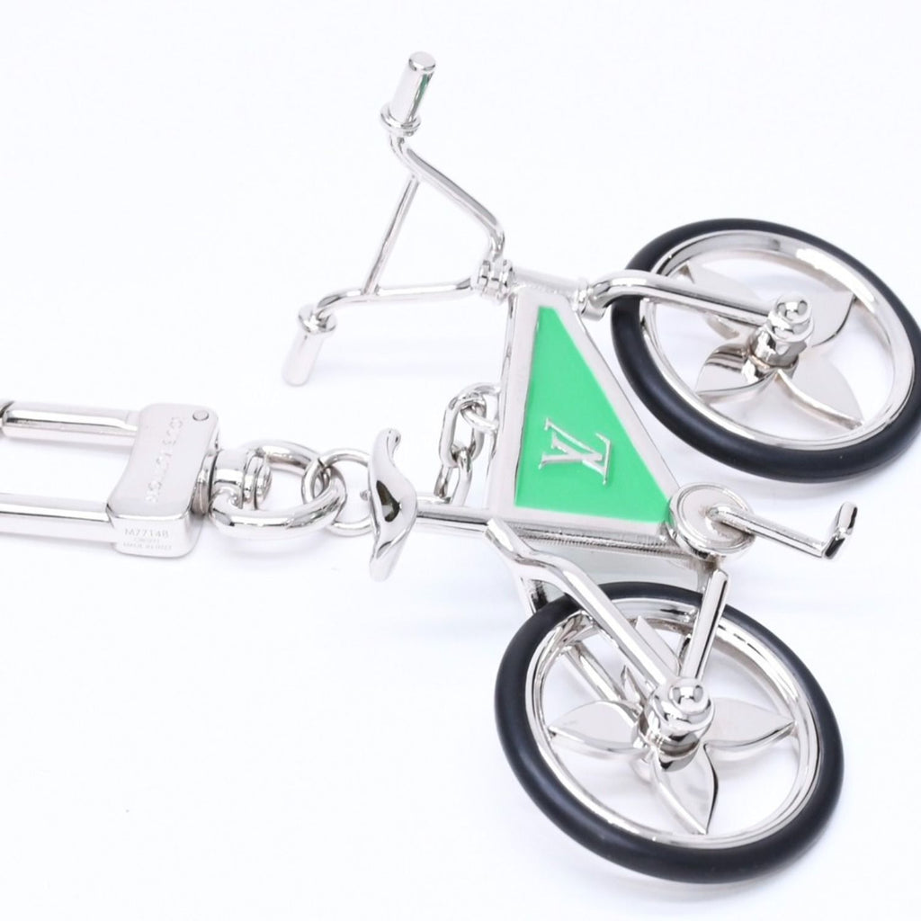 Louis Vuitton Bijou de Sac Bike Sac Charm Key Holder Silver Green — view 5