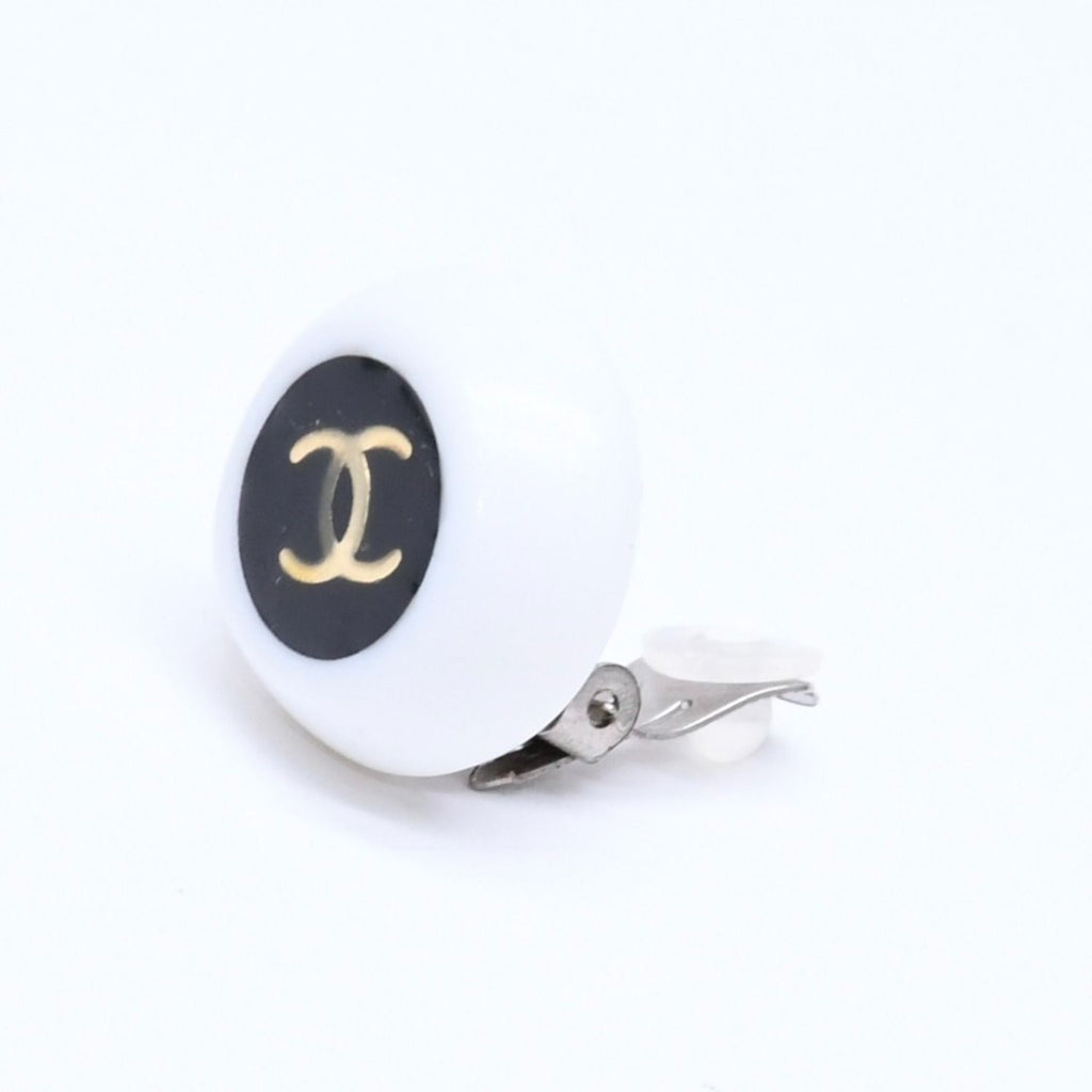 Chanel CC Logo Earrings 96 Resin Metal White Black Bicolor — view 2