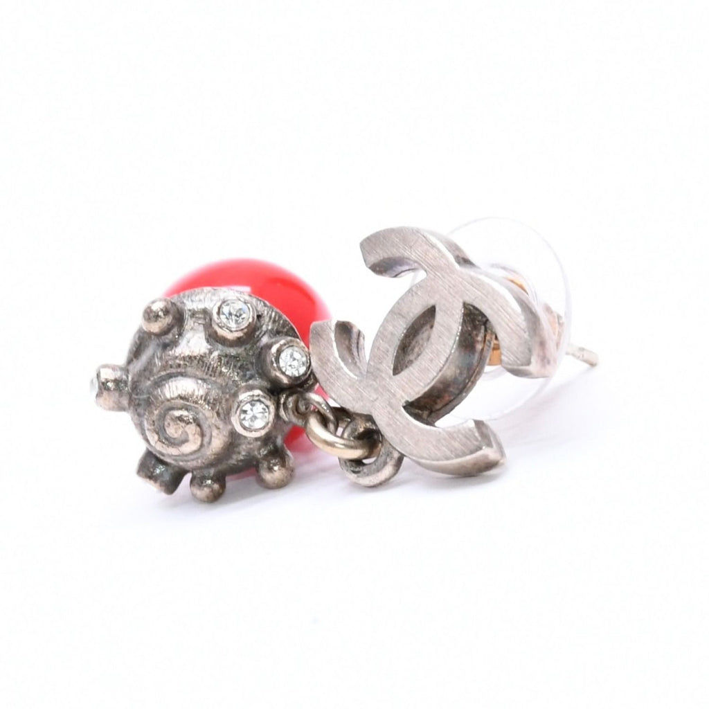 Chanel Earrings CC Logo Red Stone Rhinestone 05 Seashell — view 2