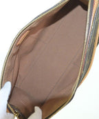 Louis Vuitton Shoulder Bag — view 4