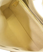 Louis Vuitton Shoulder Bag — view 4