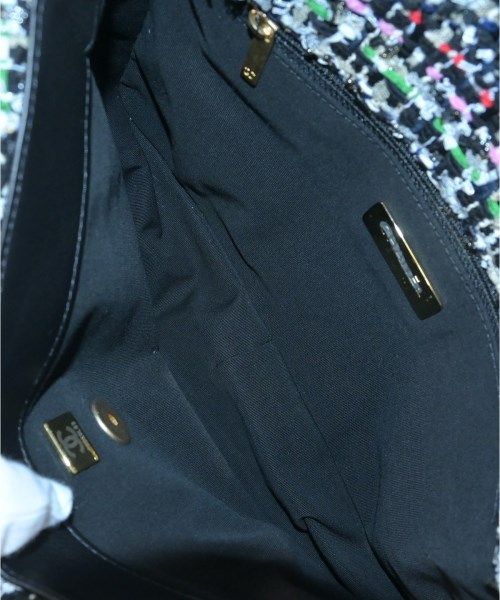 Chanel Shoulder Bag Black — view 4