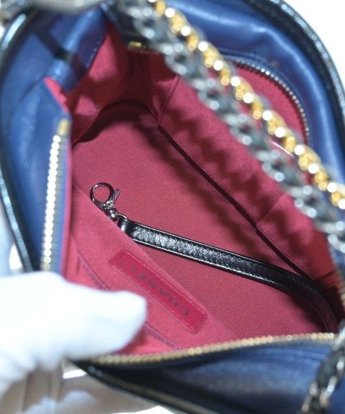 Chanel Shoulder Bag Navy — view 4