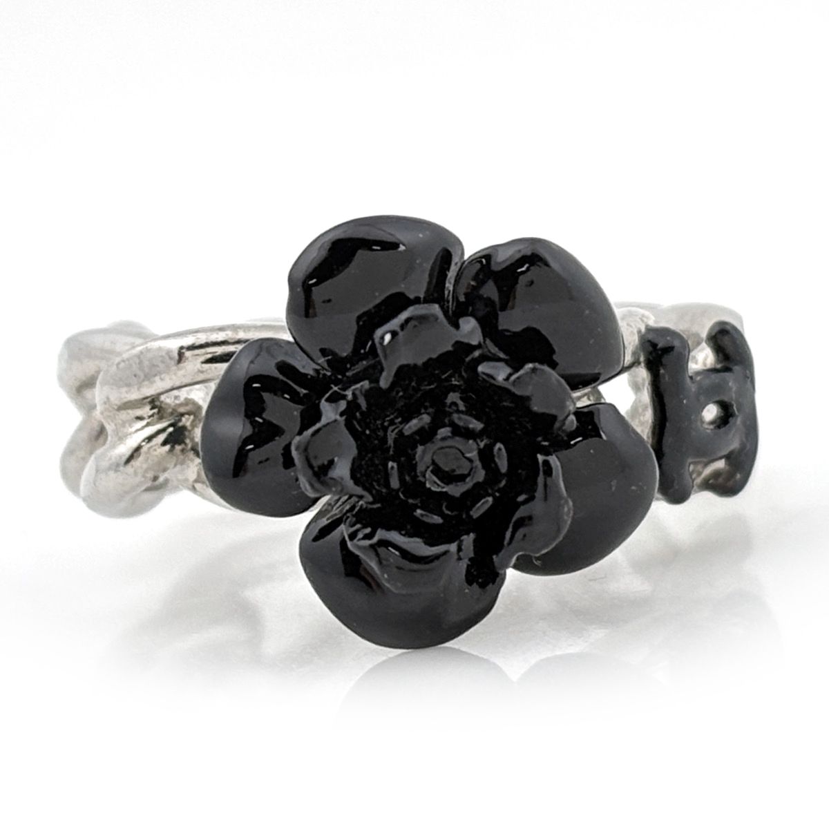 Chanel Ring CC Logo Camellia Silver Plated Black — view 2