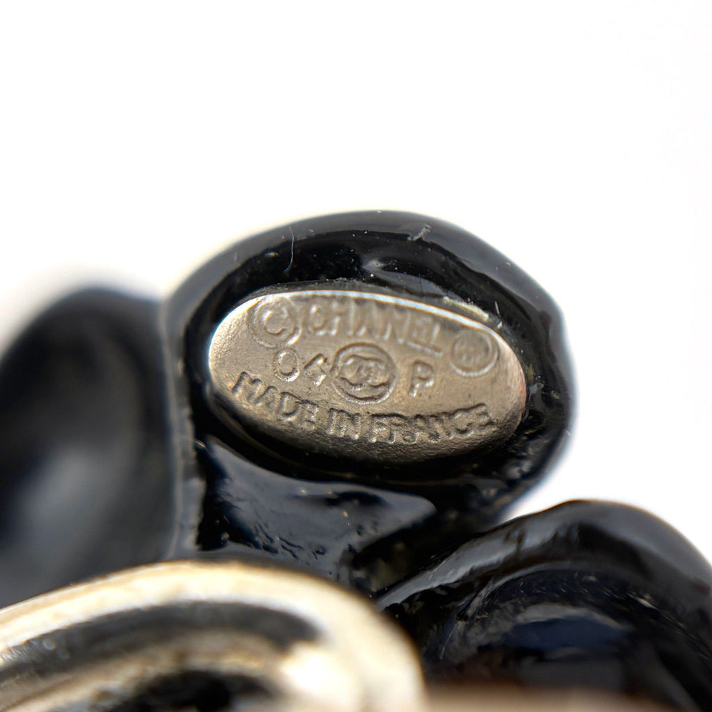 Chanel Ring CC Logo Camellia Silver Plated Black — view 4