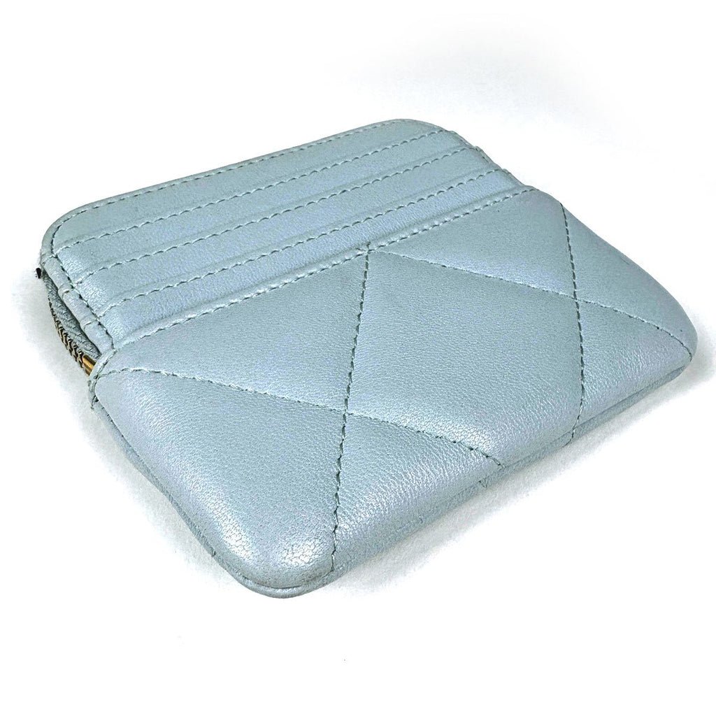 Chanel Coin Case 19 CC Logo Zip Leather Light Blue — view 2