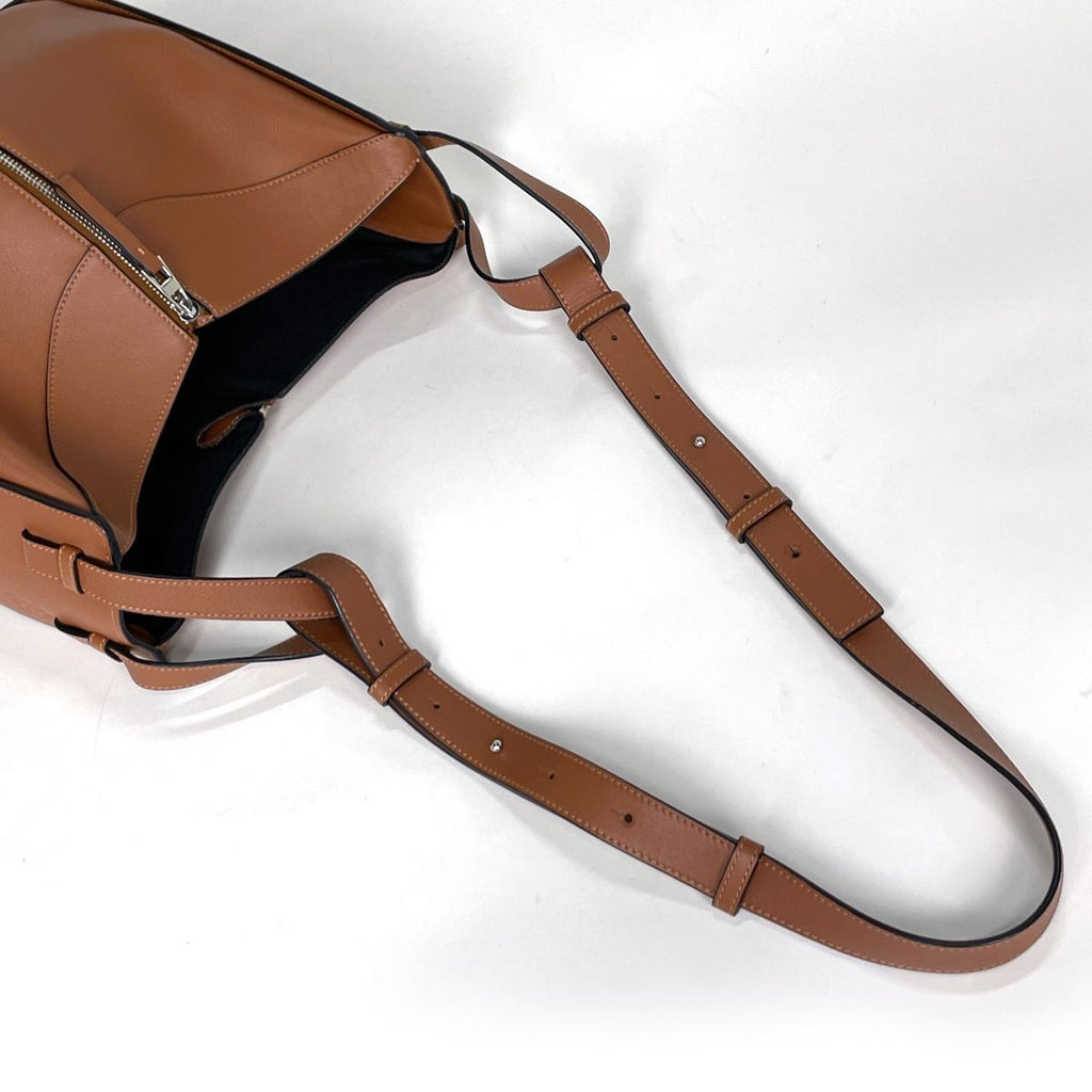 Loewe Handbag Hammock Bag Small 2-Way Leather Brown — view 5