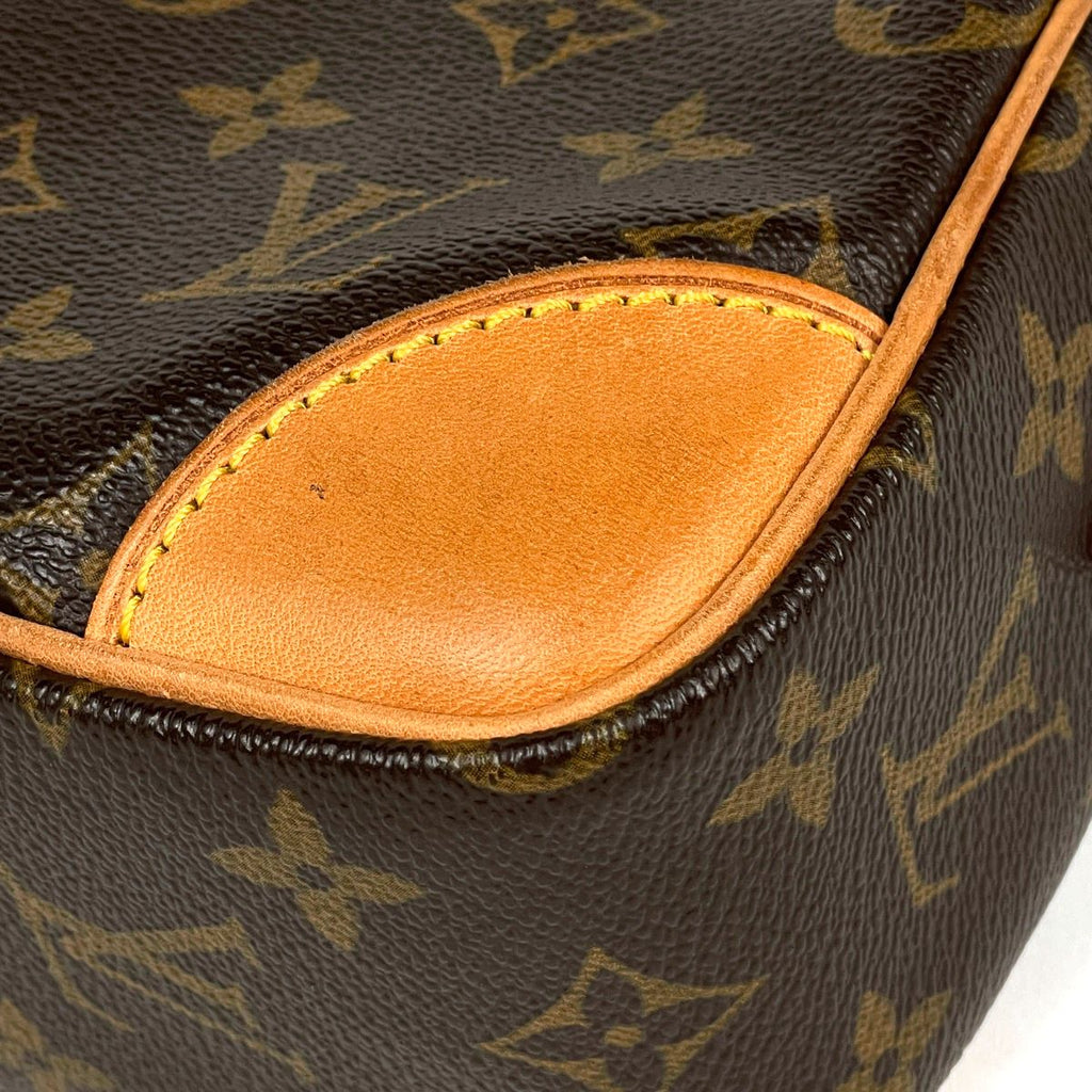Louis Vuitton Trocadero 27 Shoulder Bag Monogram Brown — view 3
