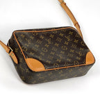 Louis Vuitton Trocadero 27 Shoulder Bag Monogram Brown — view 2