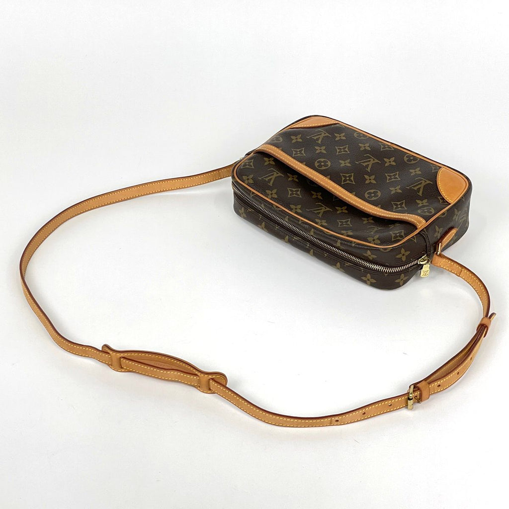 Louis Vuitton Trocadero 27 Shoulder Bag Monogram Brown — view 7