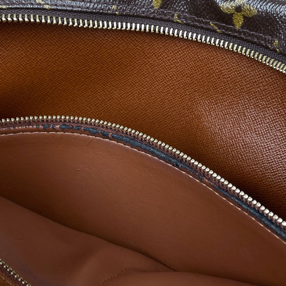 Louis Vuitton Trocadero 27 Shoulder Bag Monogram Brown — view 8