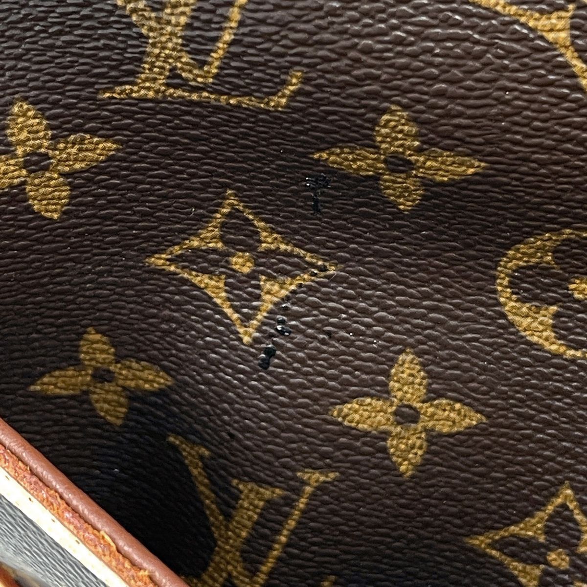 Louis Vuitton Trocadero 27 Shoulder Bag Monogram Brown — view 5